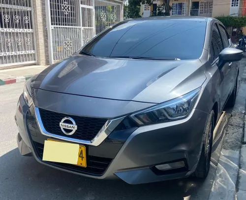 Nissan Versa Advance 2021