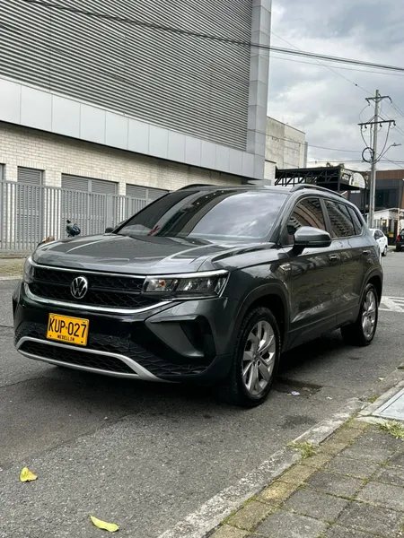 Volkswagen Taos Comfortline 1.4Turbo 2022 Automatica