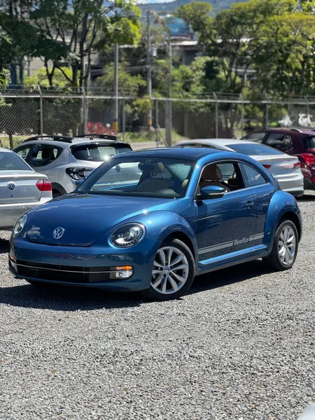 VOLKSWAGEN NEW BEETLE SPORT 2016