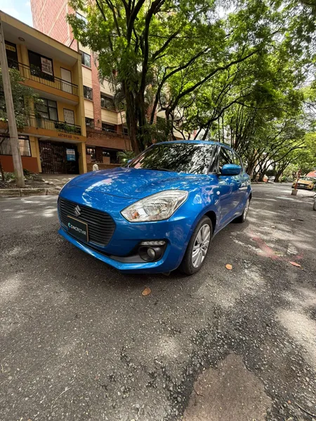 Suzuki Swift GLX 2020 Unico Dueno Todo Original 4x2