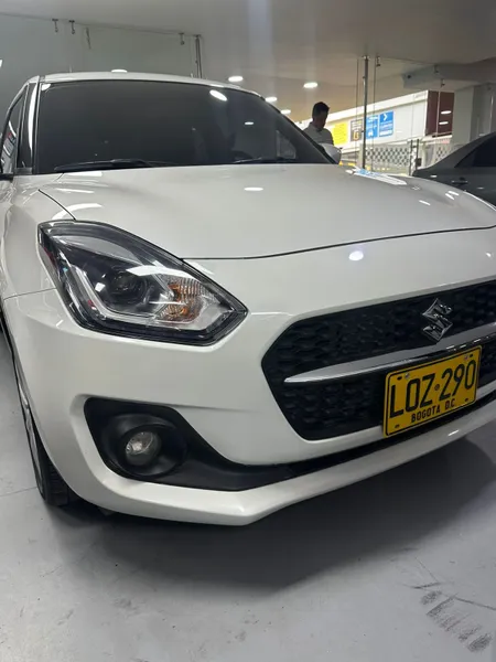 Suzuki Swift Hbrido 2024 