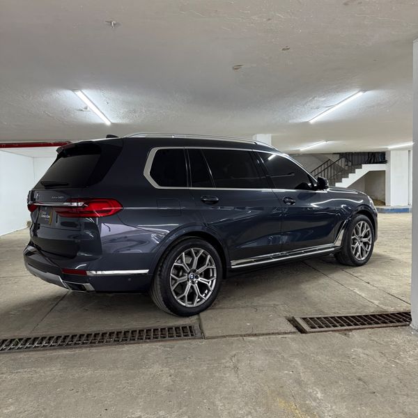 Vehículo - Imagen 12