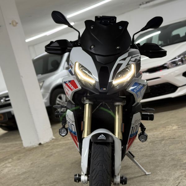 Vehículo - Imagen 12