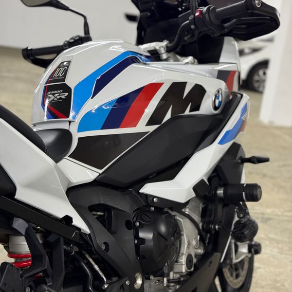 Vehículo - Imagen 15