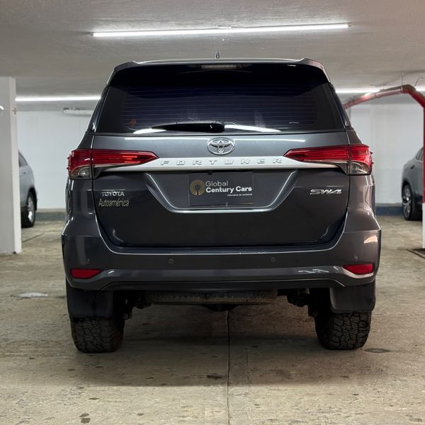 Vehículo - Imagen 11