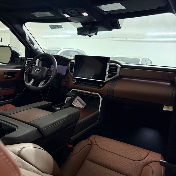 Vehículo - Imagen 13