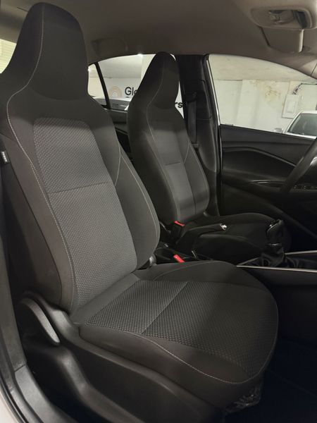 Vehículo - Imagen 15