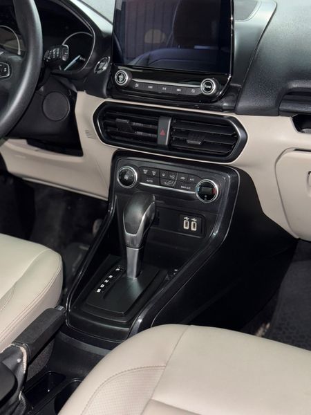 Vehículo - Imagen 9