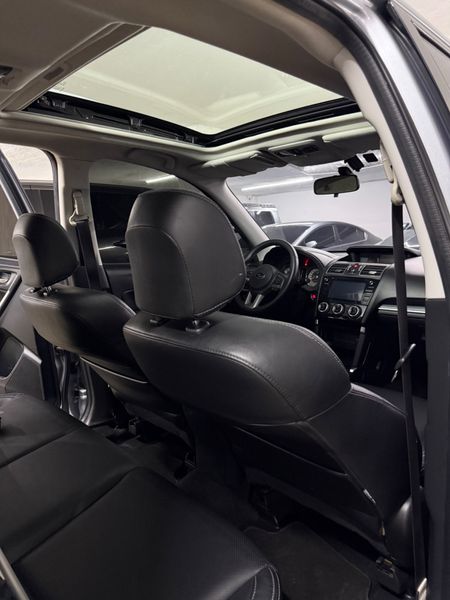 Vehículo - Imagen 11