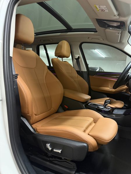 Vehículo - Imagen 13