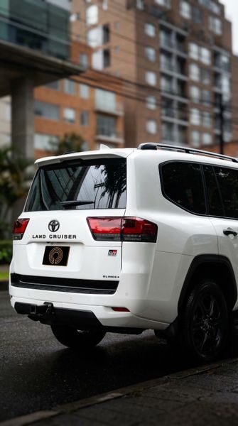 Vehículo - Imagen 9