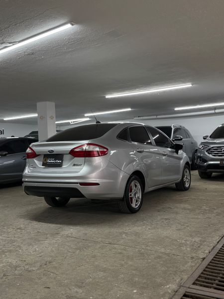 Vehículo - Imagen 3