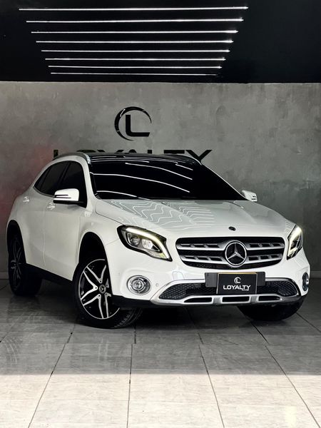 Mercedes Benz GLA 200 Urban - imagen 1