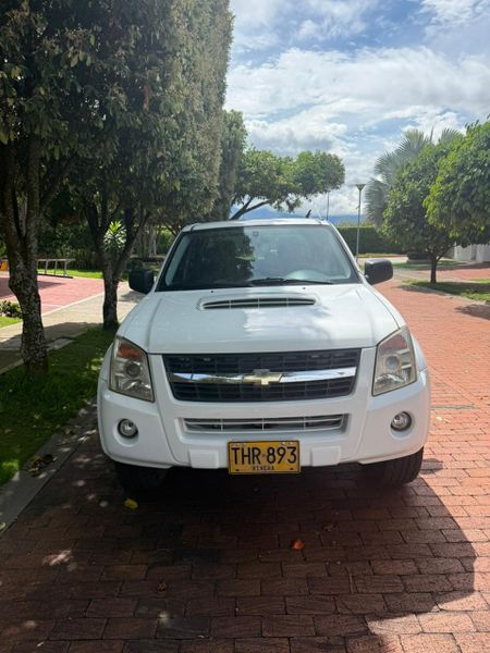 Chevrolet D-Max 3.0 4x4 Diésel 2024 - imagen secundaria 2