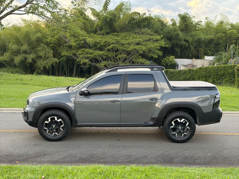 RENAULT DUSTER OROCH INTENS 2023 - imagen secundaria 2