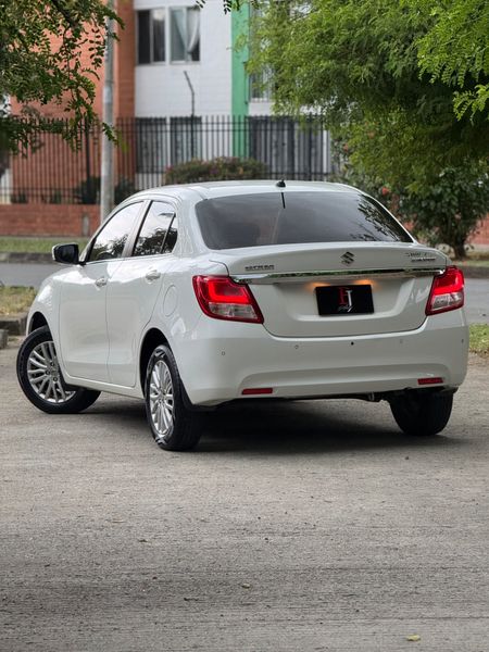 Suzuki Swift Dzire 2022 - imagen secundaria 1