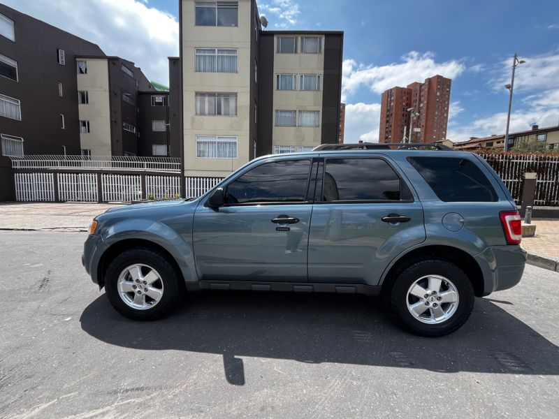 Ford Escape 2012 - imagen secundaria 1