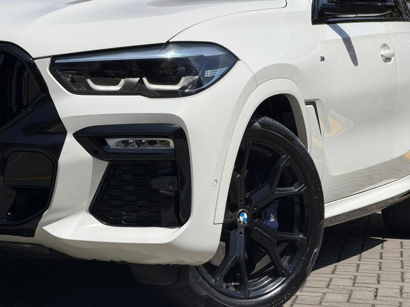 BMW X6 xDrive40i Blindaje 2 2022 - imagen secundaria 2