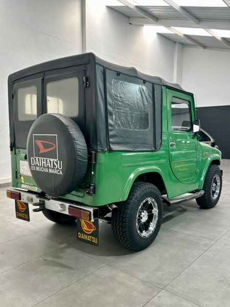 DAIHATSU F50 2.5cc MT DSL 4X4 MOD 1982 - imagen secundaria 2