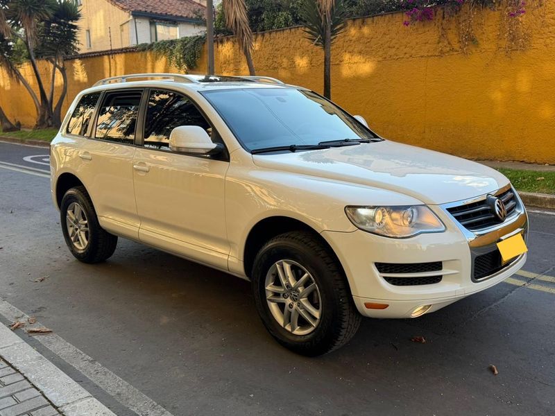 Volkswagen Touareg 4x4 2010 - imagen secundaria 2