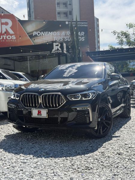 BMW X6 M50i 2022 - imagen secundaria 1