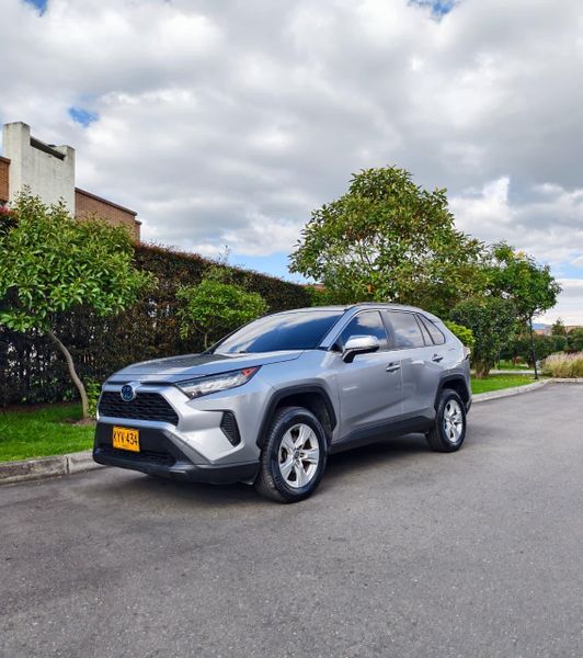 2021 Toyota Rav4 LE Hibrida 4x4 - imagen secundaria 1