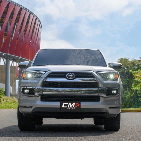 TOYOTA 4RUNNER SR5 LIMITED - imagen secundaria 1