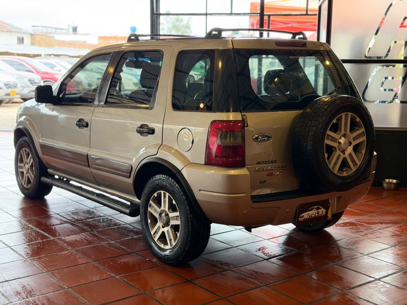 Ford Ecosport 2.0 4x4 Mecánica  2008 - imagen secundaria 2