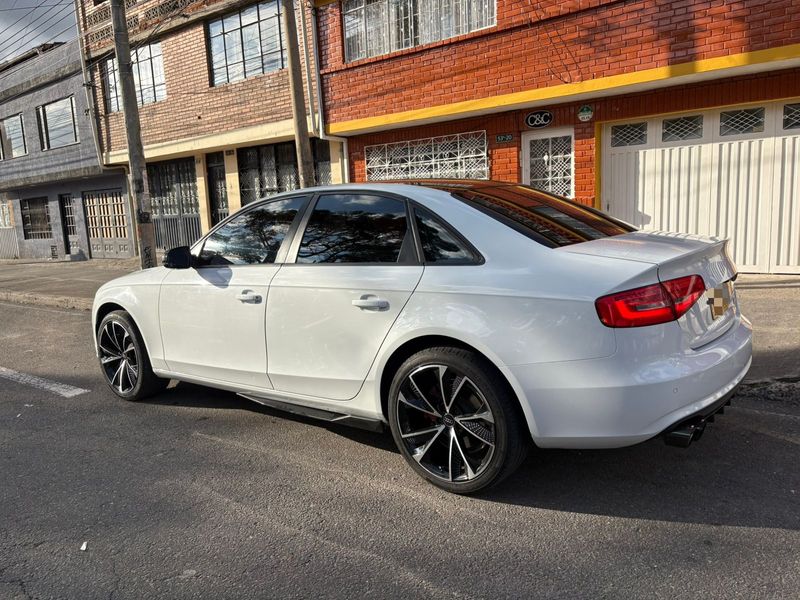 Audi A4 1.8T Turbo Mecánico Full equipo - imagen secundaria 2