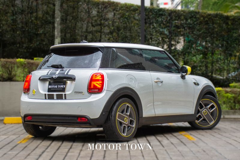 MINI Cooper SE 3 Puertas 2023 Electrico - imagen secundaria 2