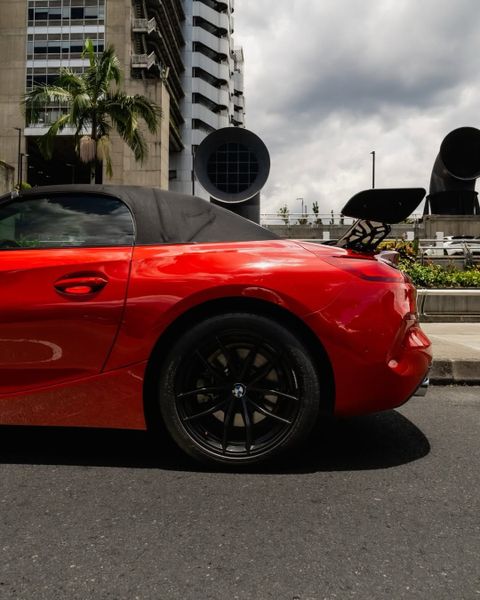 BMW Z4 sDrive 20i 2021 - imagen secundaria 2