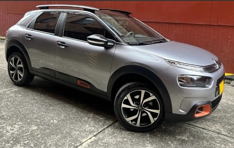 Citron C4 Cactus 1.6 Feel Aut - imagen secundaria 2