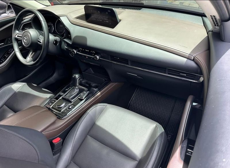 Mazda CX-30 Grand Touring 2023 - imagen secundaria 2