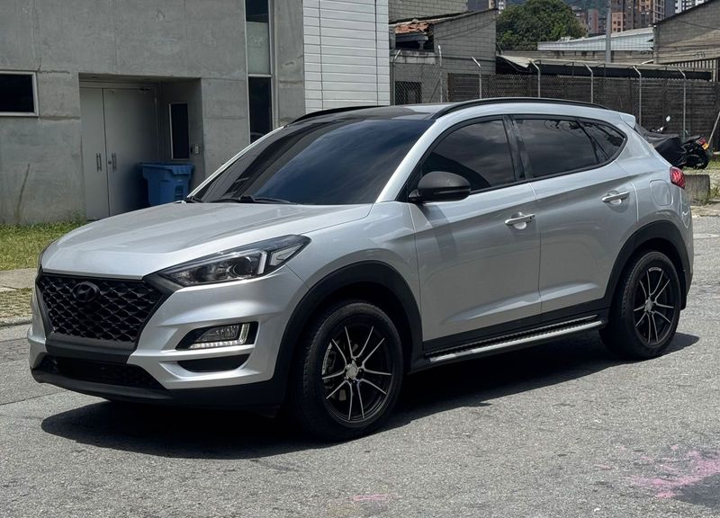 Hyundai Tucson Limited 2019 - imagen secundaria 1