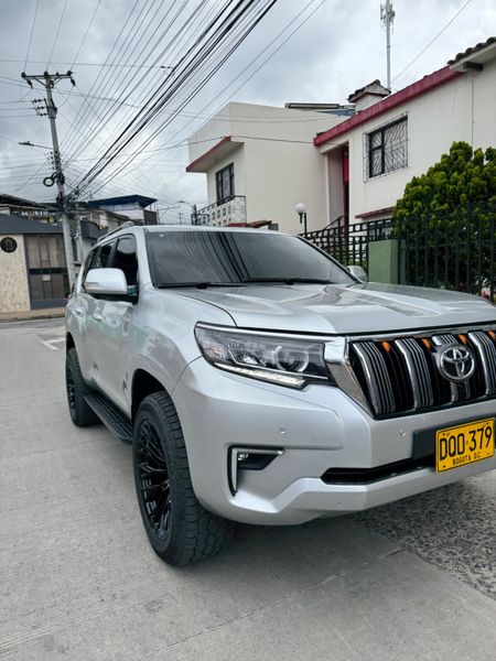 TOYOTA TX 2017 BLINDADA - imagen secundaria 1