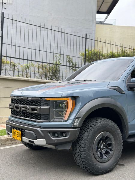 FORD F-150 RAPTOR - imagen secundaria 2