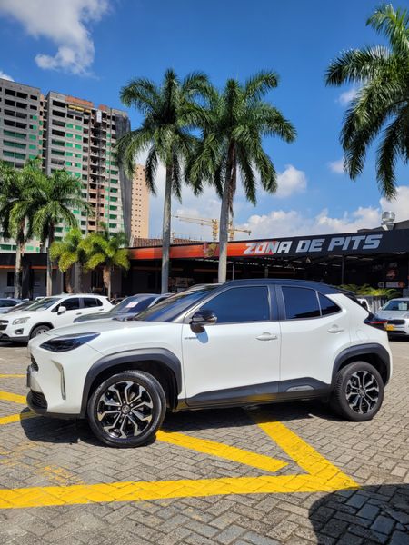 Toyota Yaris Cross - imagen secundaria 1