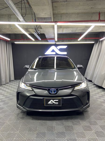 Toyota Corolla 1.8 Xe-i Híbrido - imagen secundaria 1