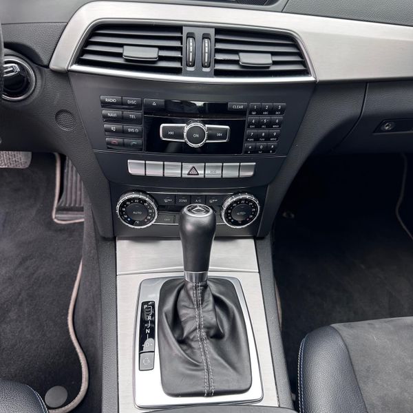 Mercedes Benz C180 Edition C 2014 I 65.400 km - imagen secundaria 1
