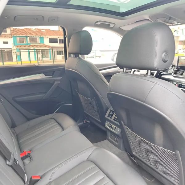 Audi Q5 45 TFSI Quattro Prestige 2022  18.800 km HIBRIDA AUTORECARGABLE - imagen secundaria 1