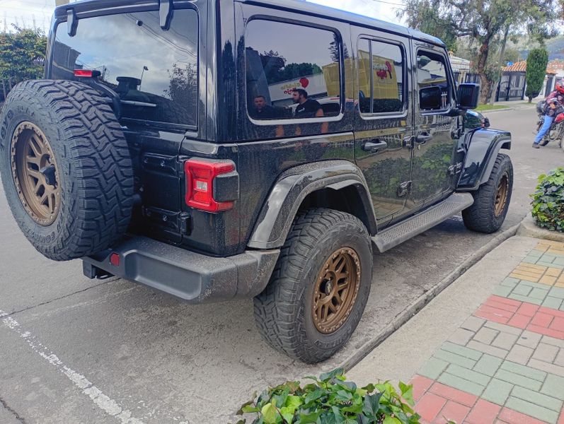 Jeep Wrangler JL - imagen secundaria 1