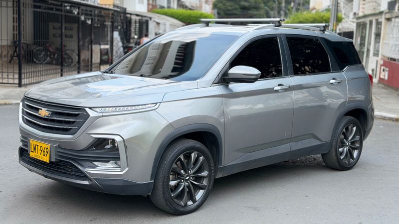 Chevrolet Captiva premier LTZ 2023 AT - imagen secundaria 1