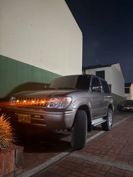 Toyota Prado Sumo 2007 gasolina 2.7 mecanica - imagen secundaria 1