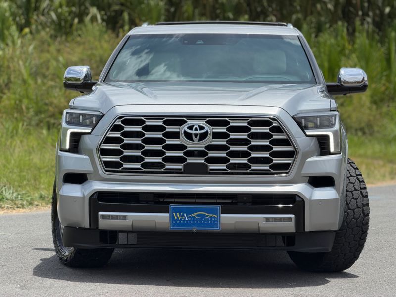 Toyota SEQUOIA CAPSTONE 2024 - imagen secundaria 2