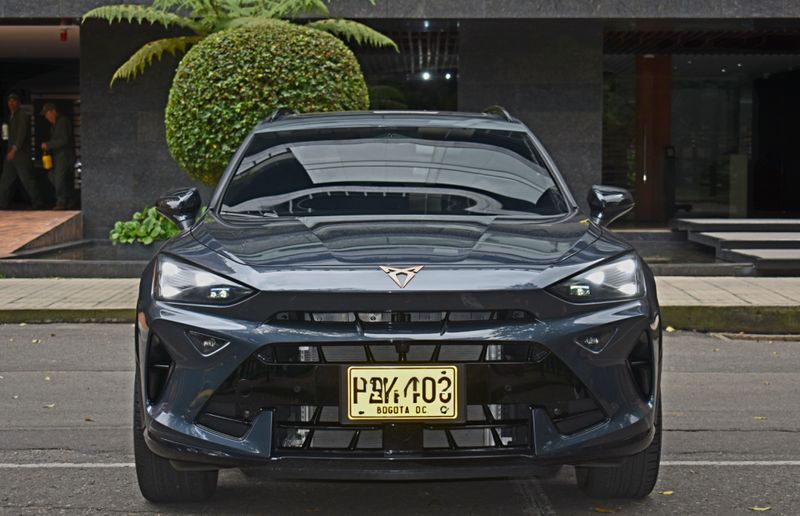 Cupra Formentor hibrida dynamic - imagen secundaria 1