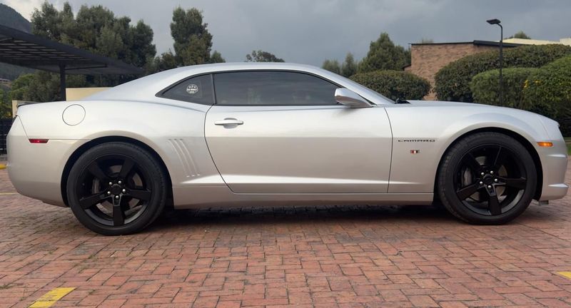 CHEVROLET CAMARO SS 2011 - imagen secundaria 1