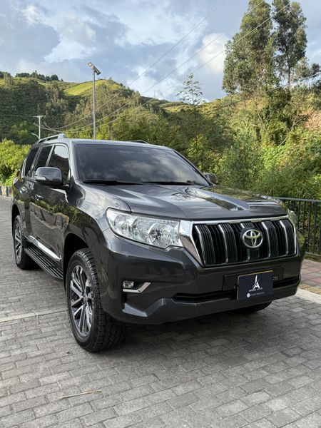 TOYOTA PRADO TXL 2019 - imagen secundaria 1