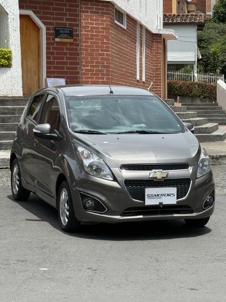 Chevrolet Spark GT LTZ 2015 - imagen secundaria 1