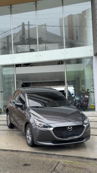 VENDO O CAMBIO MAZDA 2 TOURING 2022 ÚNICO DUENO - imagen secundaria 1