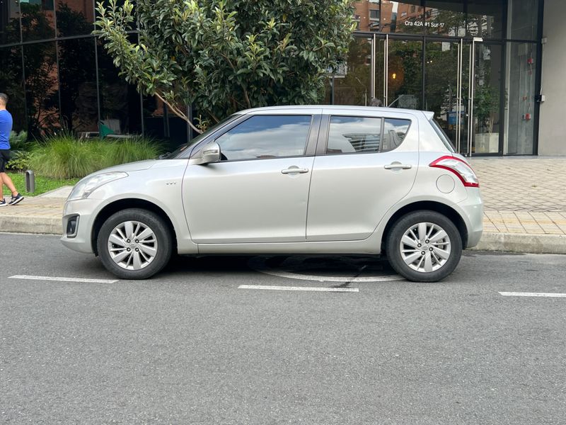 Suzuki Swift 1.2 2018 - imagen secundaria 1